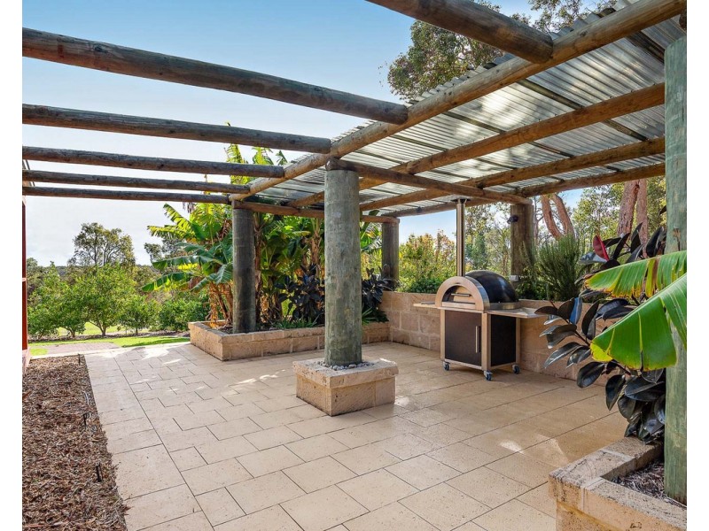 186 Versteeg Grove, Martin WA 6110