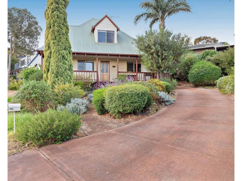 27 Wangoola Terrace, Mount Nasura WA 6112