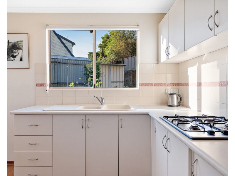 27 Wangoola Terrace, Mount Nasura WA 6112