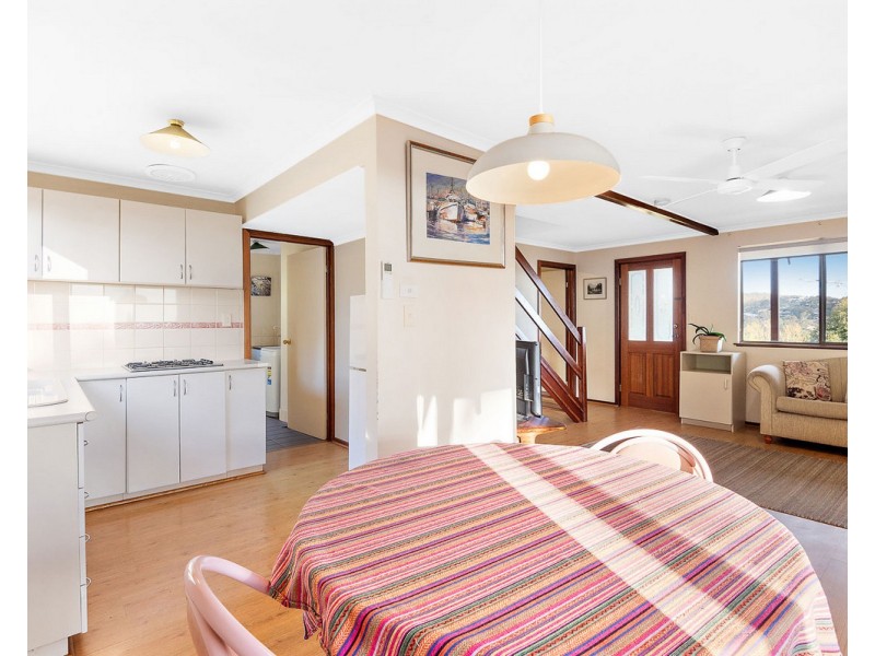 27 Wangoola Terrace, Mount Nasura WA 6112