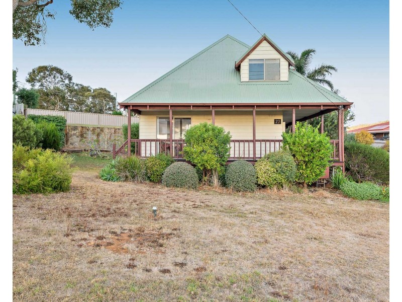 27 Wangoola Terrace, Mount Nasura WA 6112