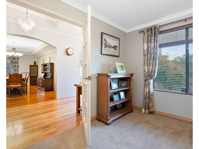 9 Kilfoyle Rise, Bedfordale WA 6112