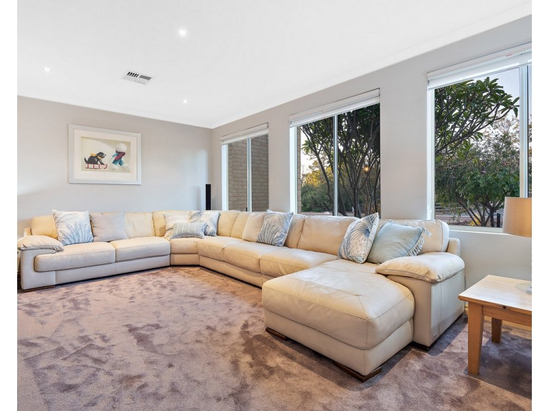 9 Kilfoyle Rise, Bedfordale WA 6112