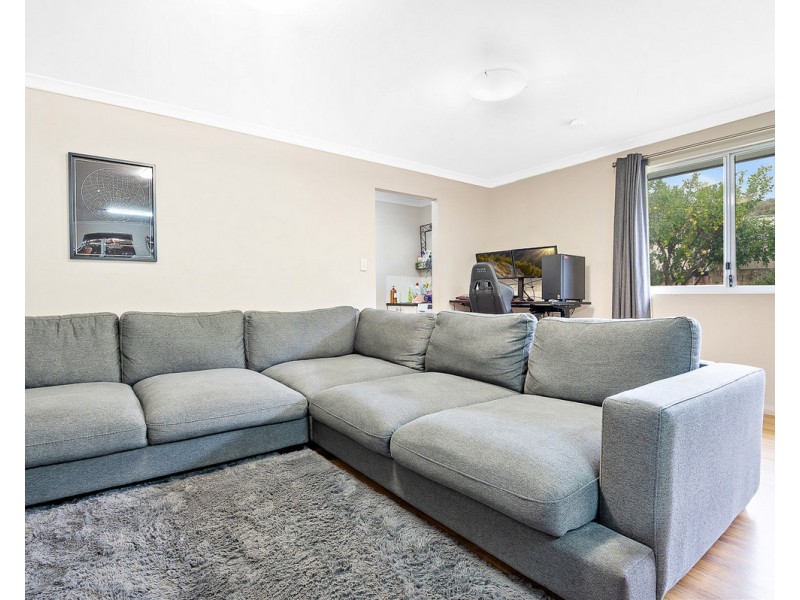 13 Anembo Place, Kelmscott WA 6111