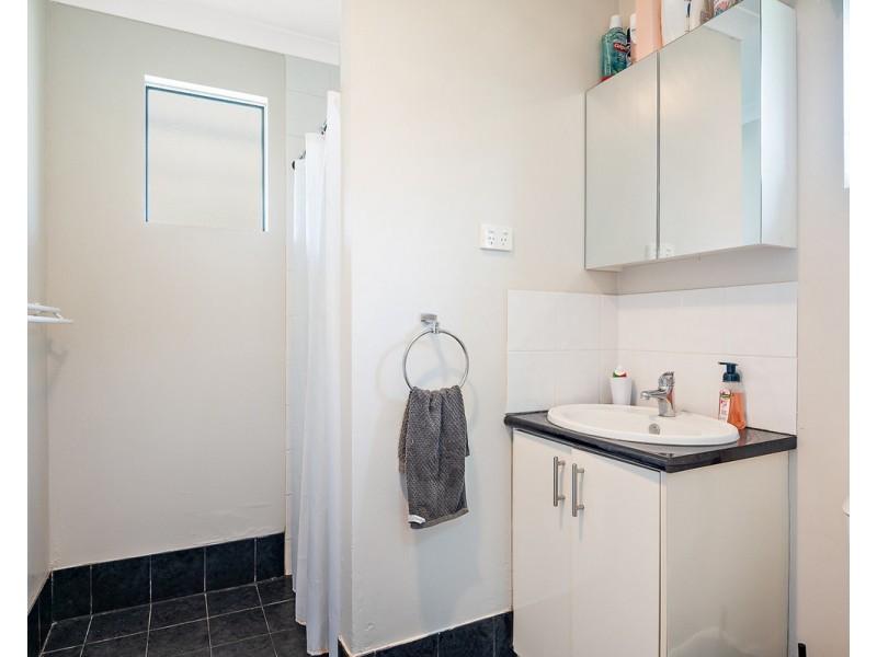 13 Anembo Place, Kelmscott WA 6111