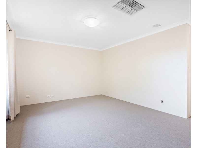 13 Anembo Place, Kelmscott WA 6111