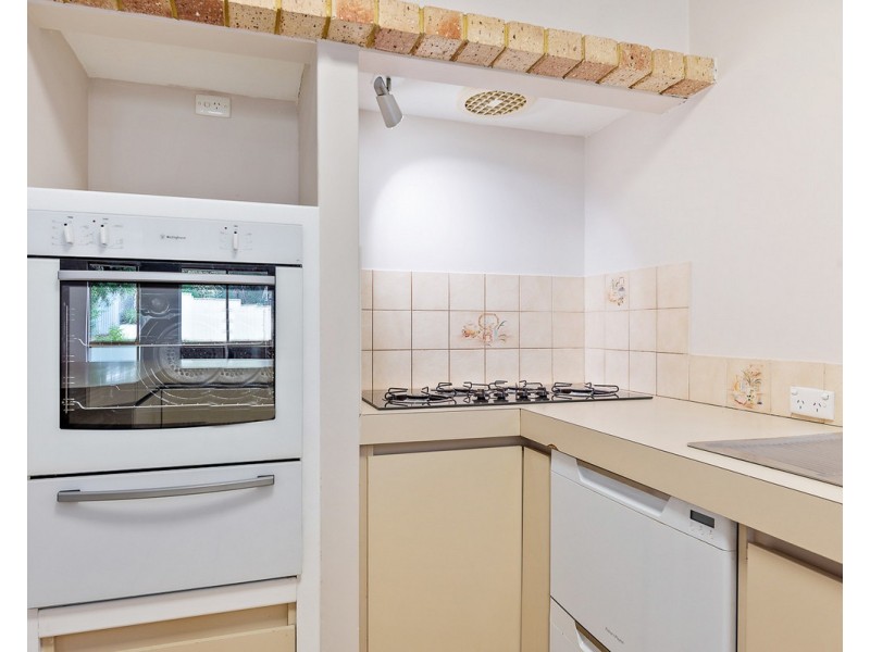 13 Anembo Place, Kelmscott WA 6111