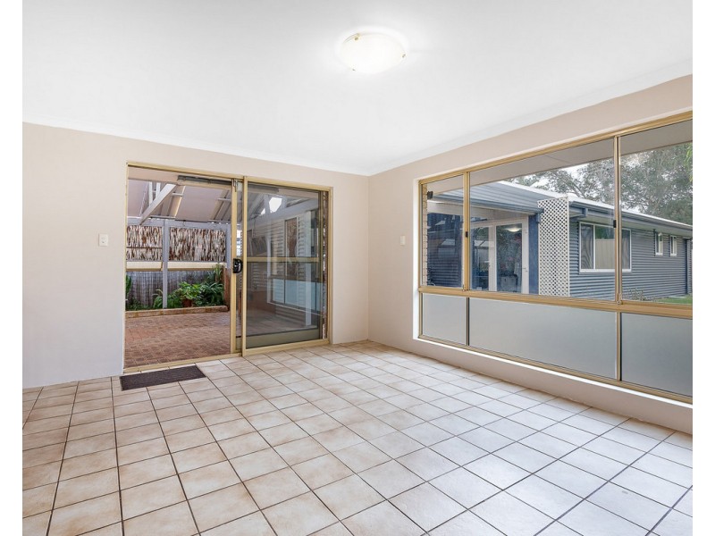 13 Anembo Place, Kelmscott WA 6111