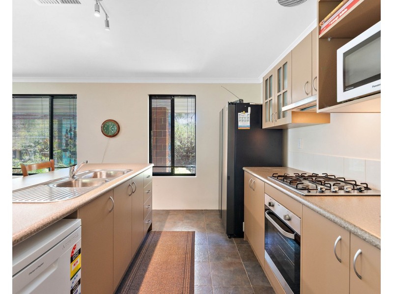 15 Aviemore Drive, Bedfordale WA 6112