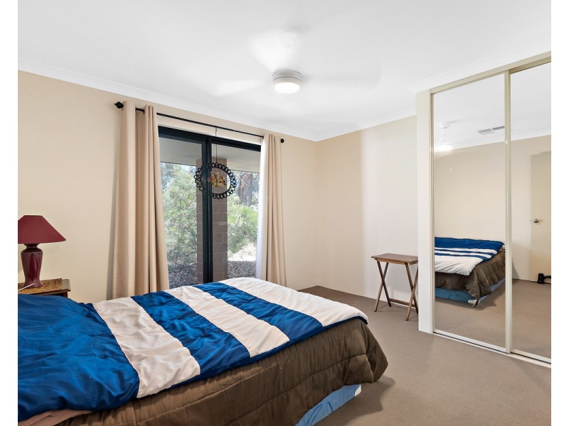 15 Aviemore Drive, Bedfordale WA 6112