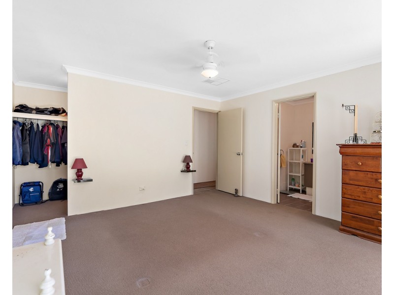 15 Aviemore Drive, Bedfordale WA 6112