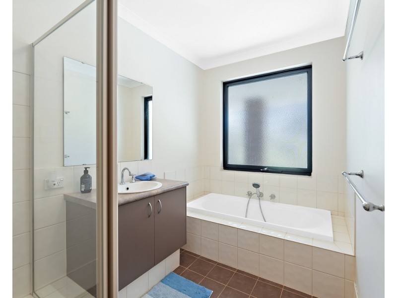 15 Aviemore Drive, Bedfordale WA 6112