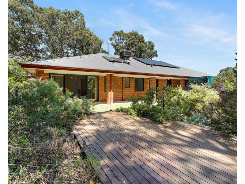15 Aviemore Drive, Bedfordale WA 6112