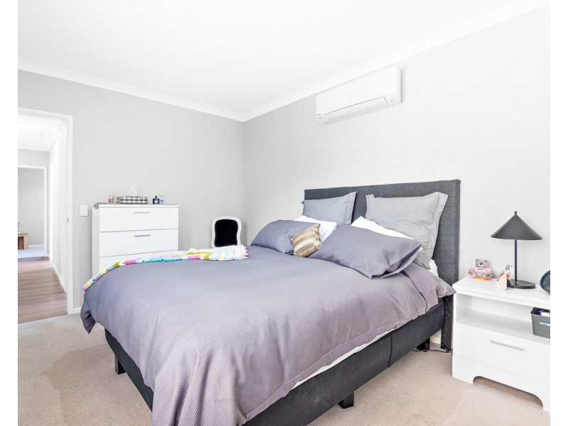 14 Paull View, Bedfordale WA 6112