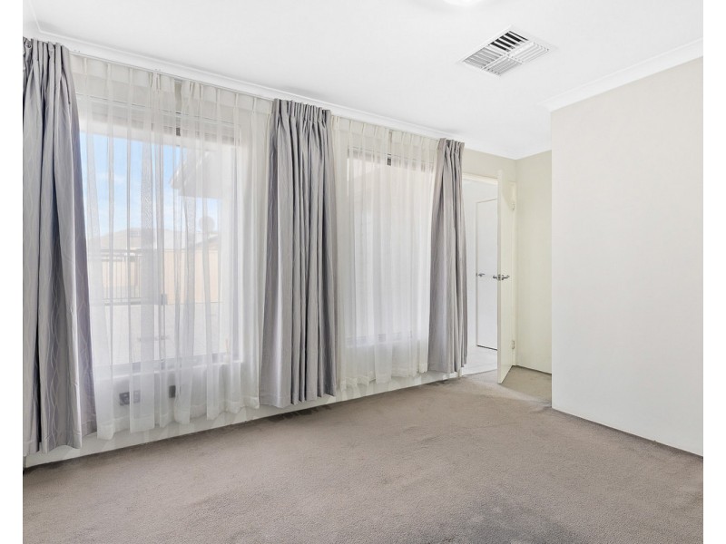 6A Mawson Close, Seville Grove WA 6112