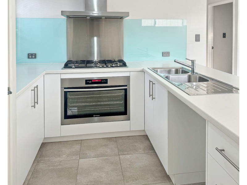 6A Mawson Close, Seville Grove WA 6112