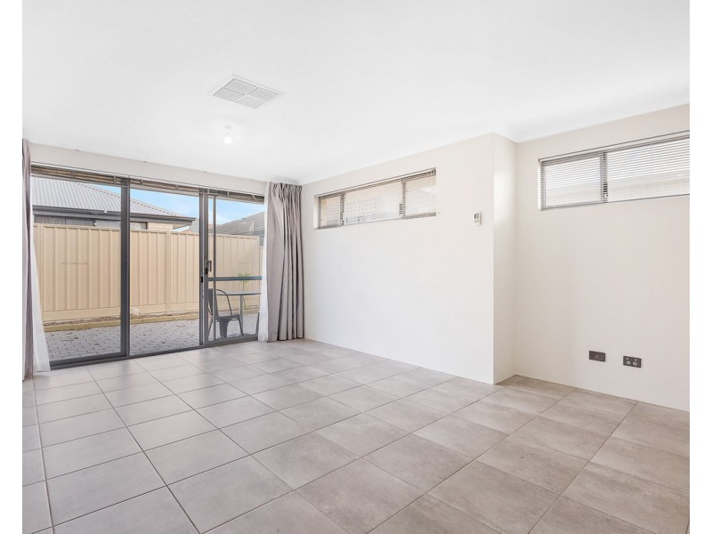 6A Mawson Close, Seville Grove WA 6112