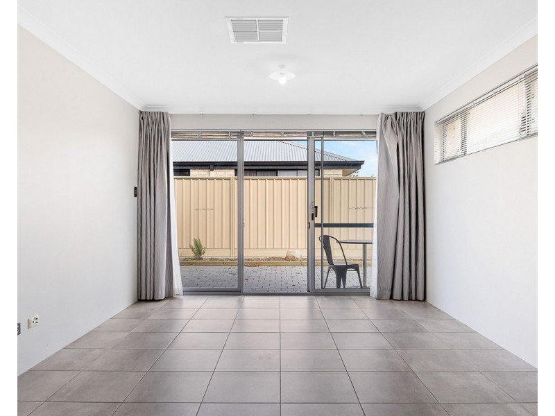6A Mawson Close, Seville Grove WA 6112