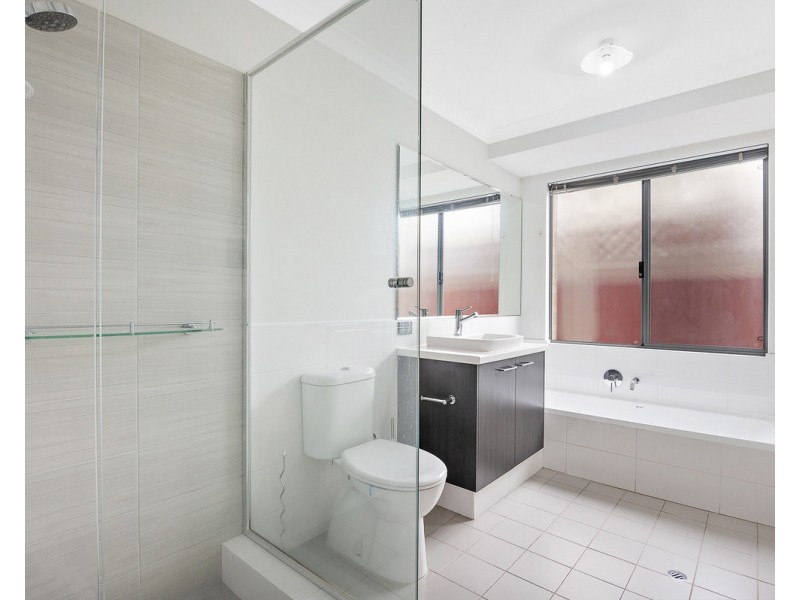 6A Mawson Close, Seville Grove WA 6112