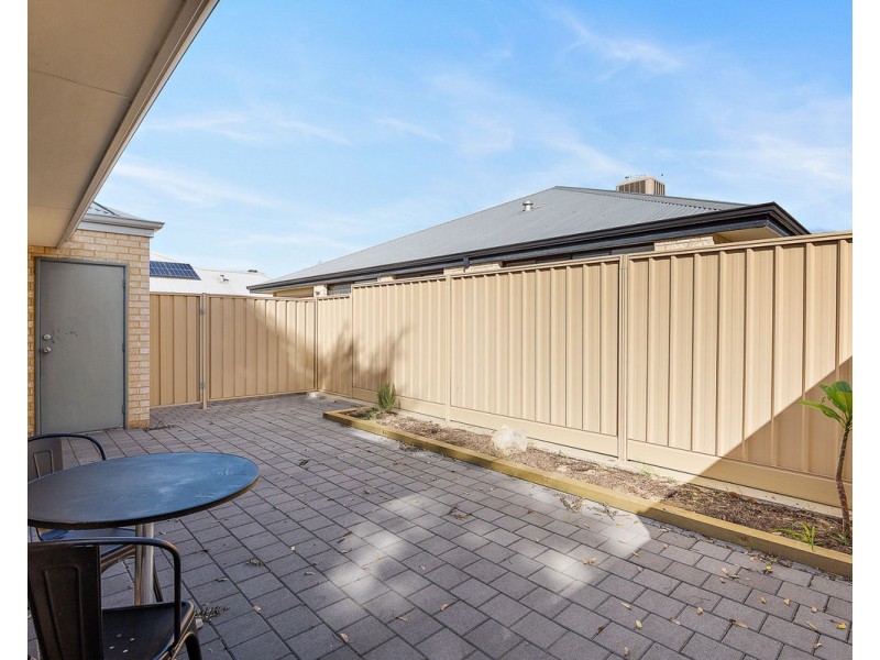 6A Mawson Close, Seville Grove WA 6112