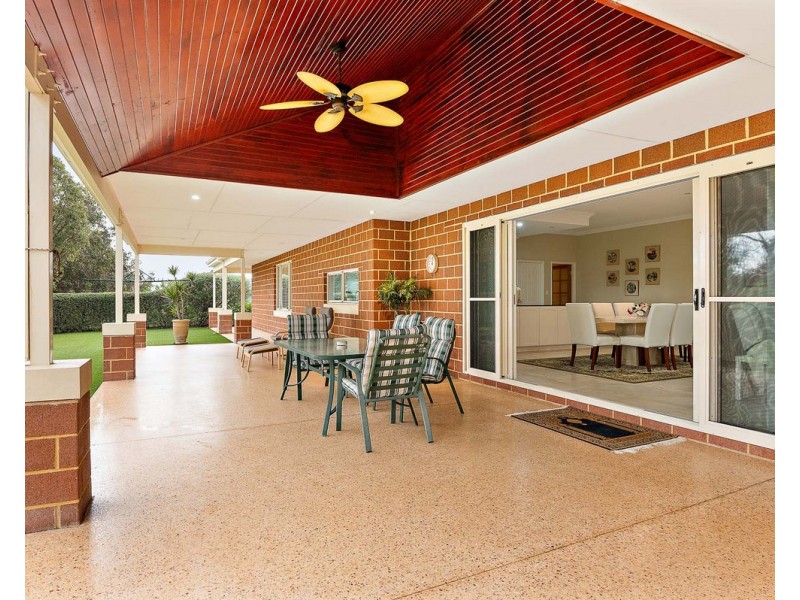 37 Waterwheel Road, Bedfordale WA 6112