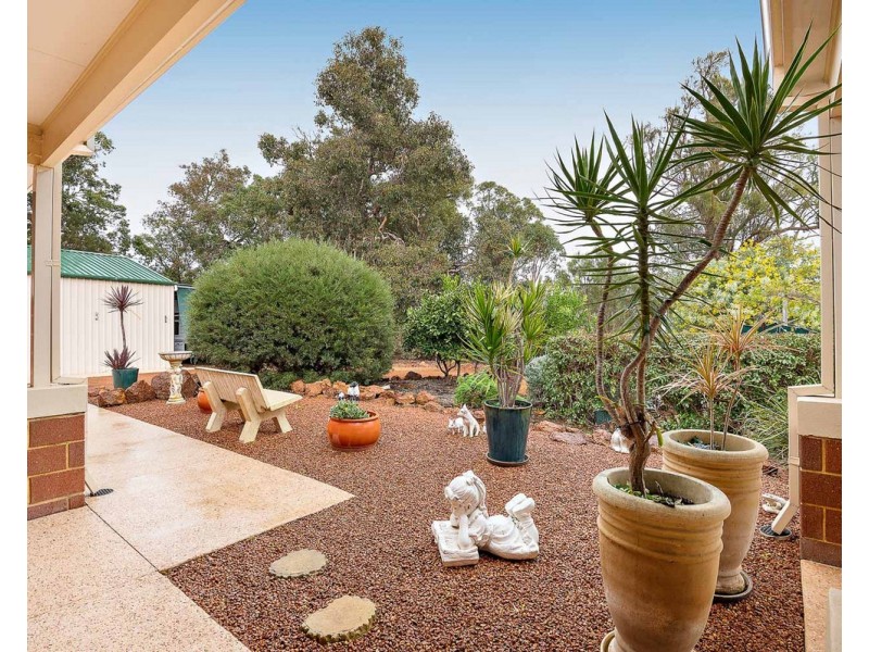 37 Waterwheel Road, Bedfordale WA 6112