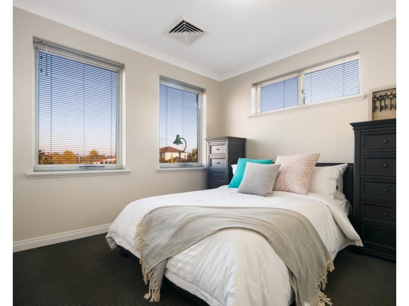 57 St Albans Promenade, Canning Vale WA 6155