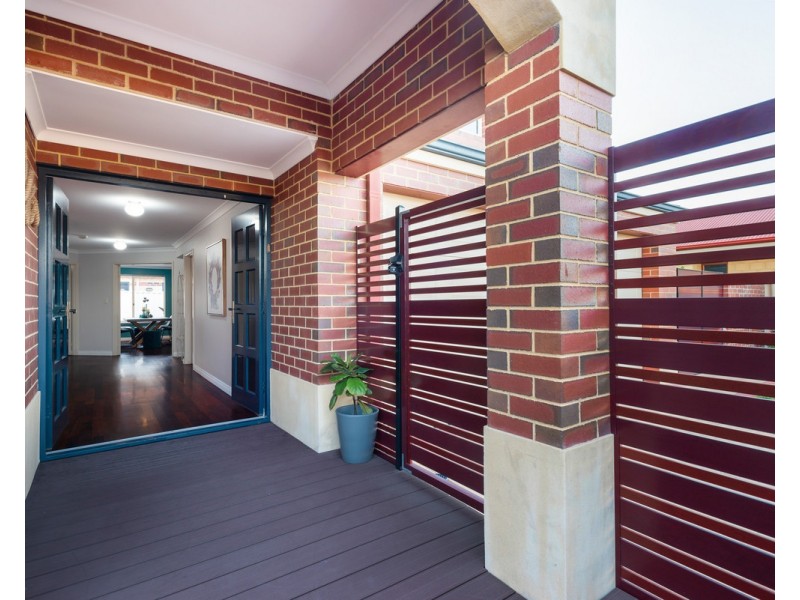 57 St Albans Promenade, Canning Vale WA 6155