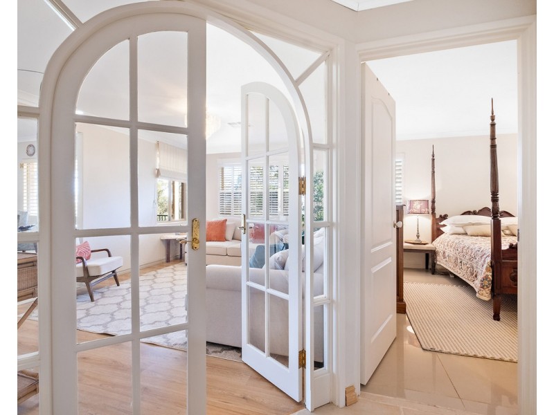 8 Blissett Drive, Bedfordale WA 6112