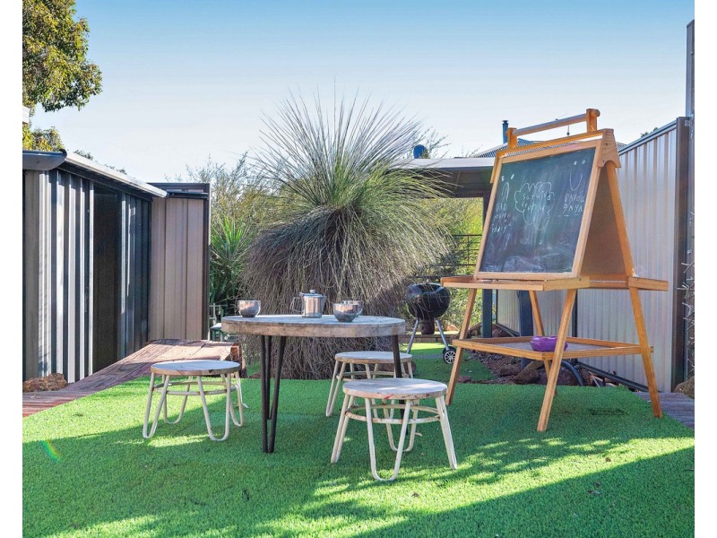 30 Aulini Drive, Bedfordale WA 6112