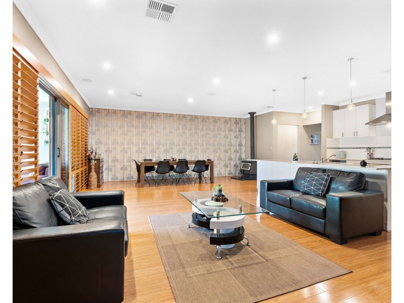 30 Aulini Drive, Bedfordale WA 6112