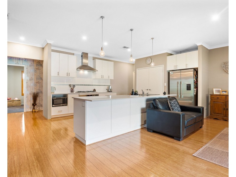 30 Aulini Drive, Bedfordale WA 6112