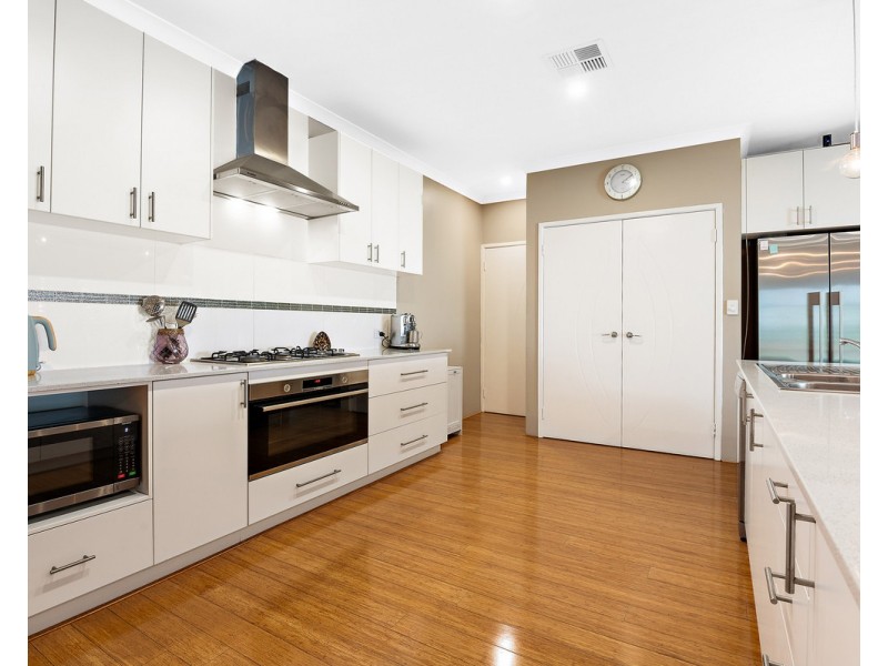 30 Aulini Drive, Bedfordale WA 6112