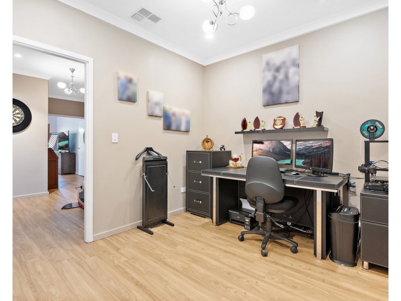 30 Aulini Drive, Bedfordale WA 6112