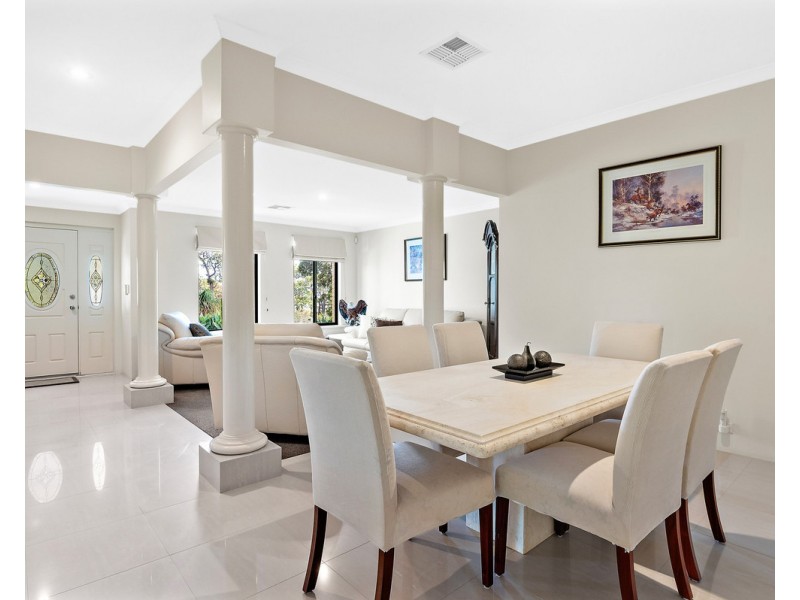 4 O’Neill Place, Bedfordale WA 6112