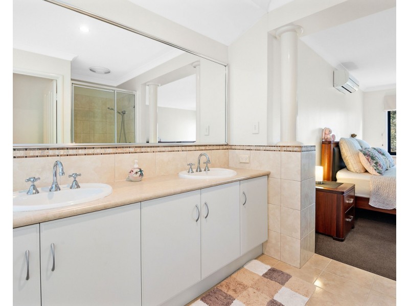 4 O’Neill Place, Bedfordale WA 6112