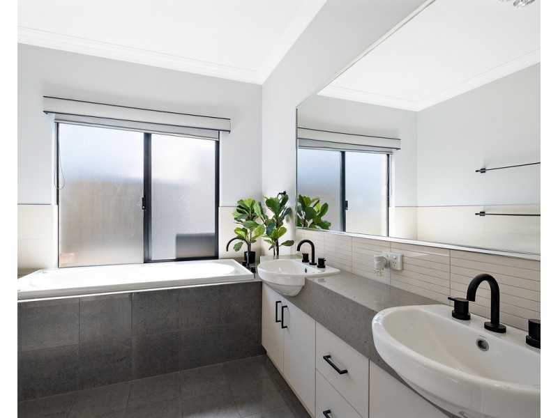 26 Oban Loop, Bedfordale WA 6112