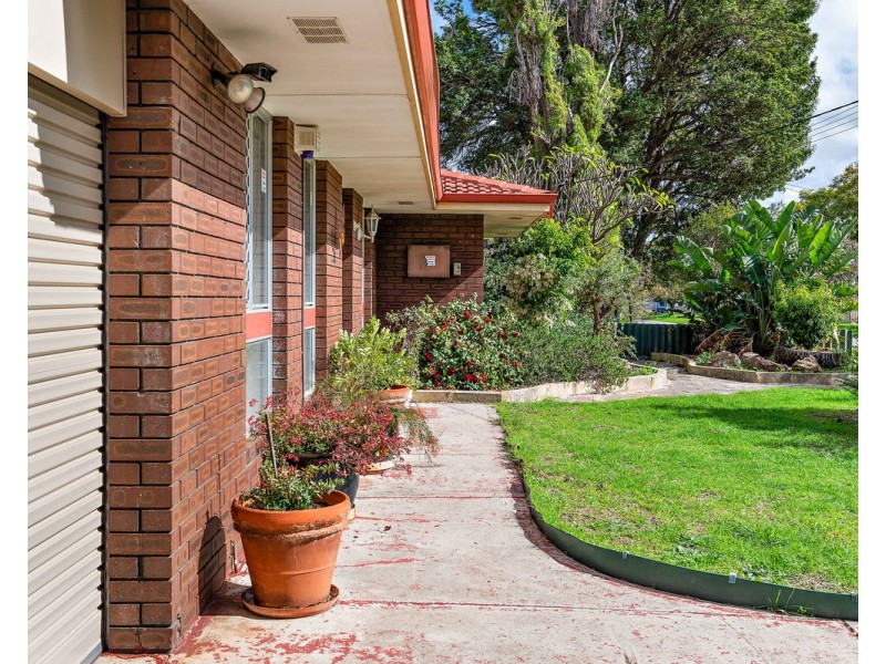 29 Kootingal Road, Armadale WA 6112