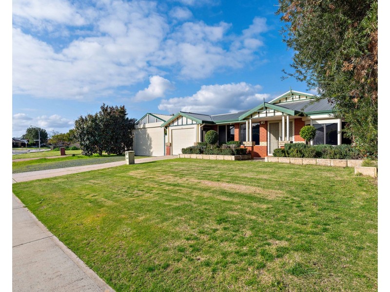 57 Ralphs Street, Seville Grove WA 6112