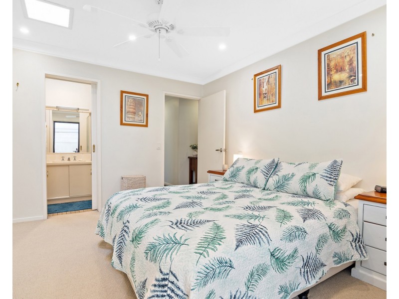 21 Mackie Road, Roleystone WA 6111