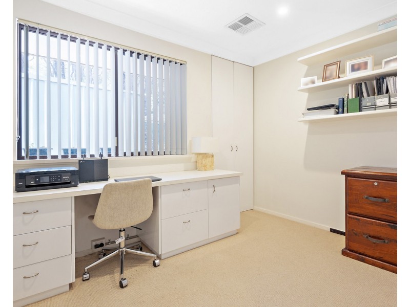 21 Mackie Road, Roleystone WA 6111