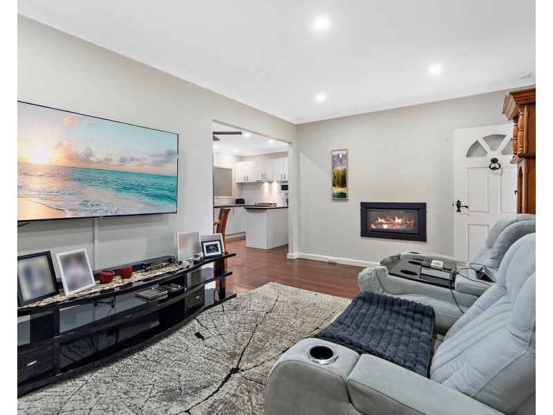 7 William Street, Byford WA 6122