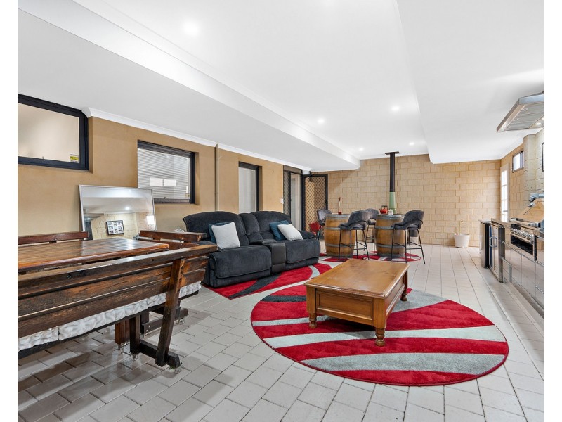 7 William Street, Byford WA 6122