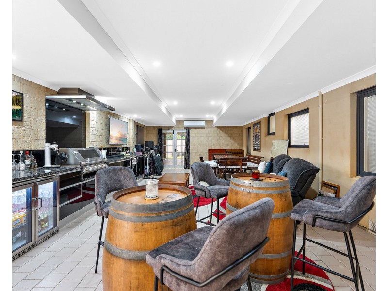 7 William Street, Byford WA 6122