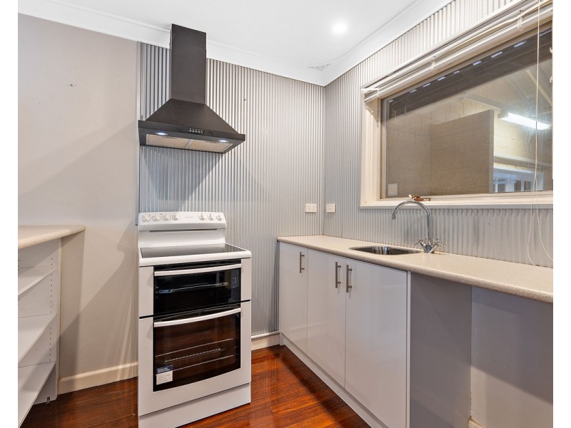 7 William Street, Byford WA 6122