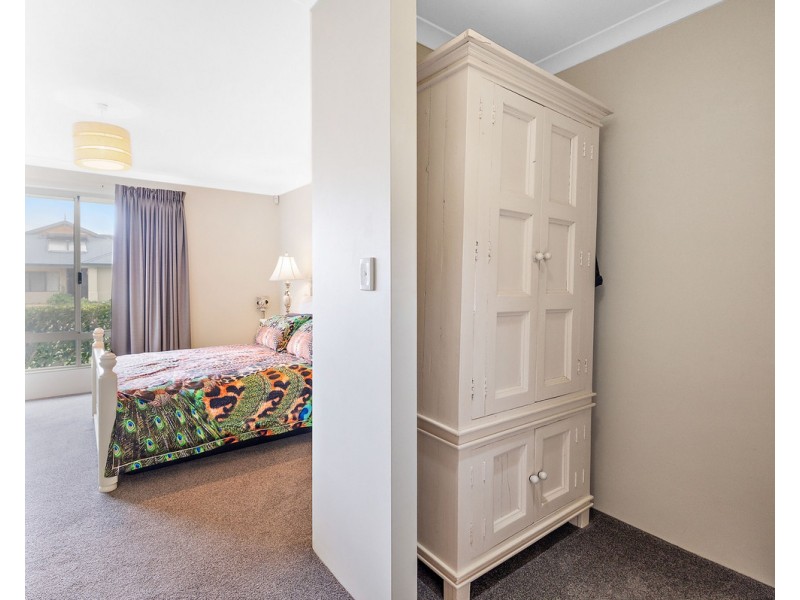 10 Salamanca Boulevard, Seville Grove WA 6112