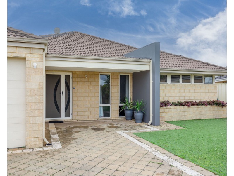 24 Shelduck Bend, Harrisdale WA 6112