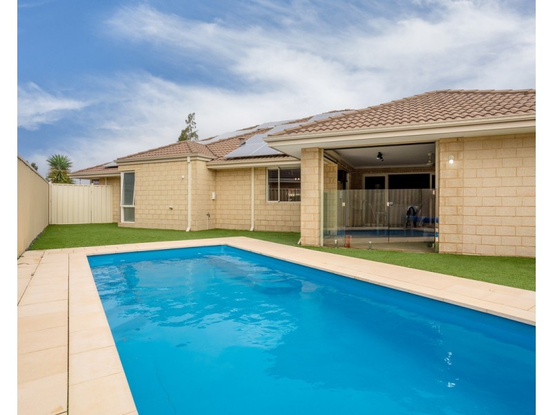 24 Shelduck Bend, Harrisdale WA 6112