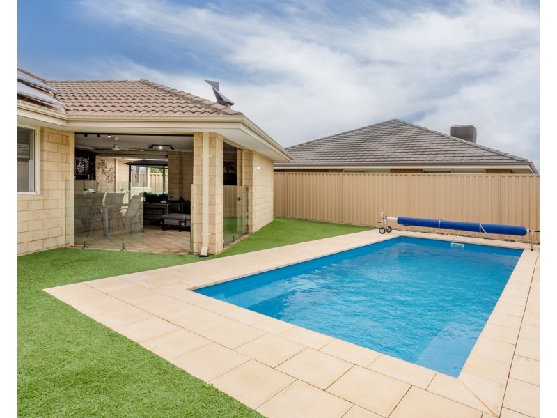 24 Shelduck Bend, Harrisdale WA 6112