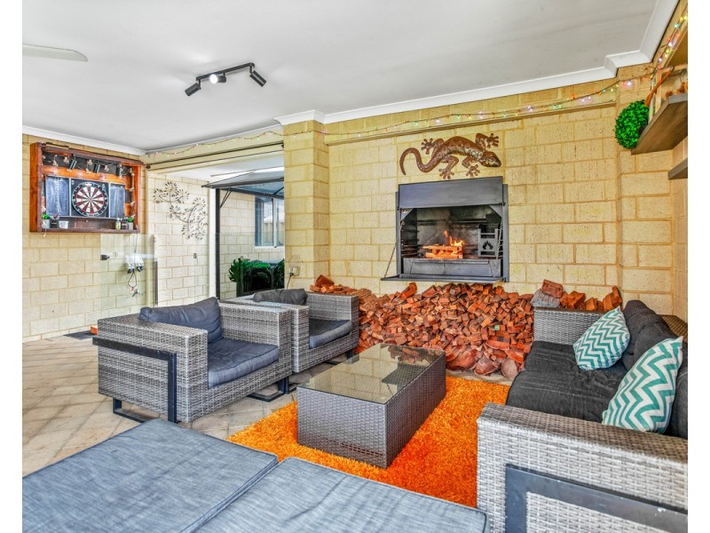 24 Shelduck Bend, Harrisdale WA 6112